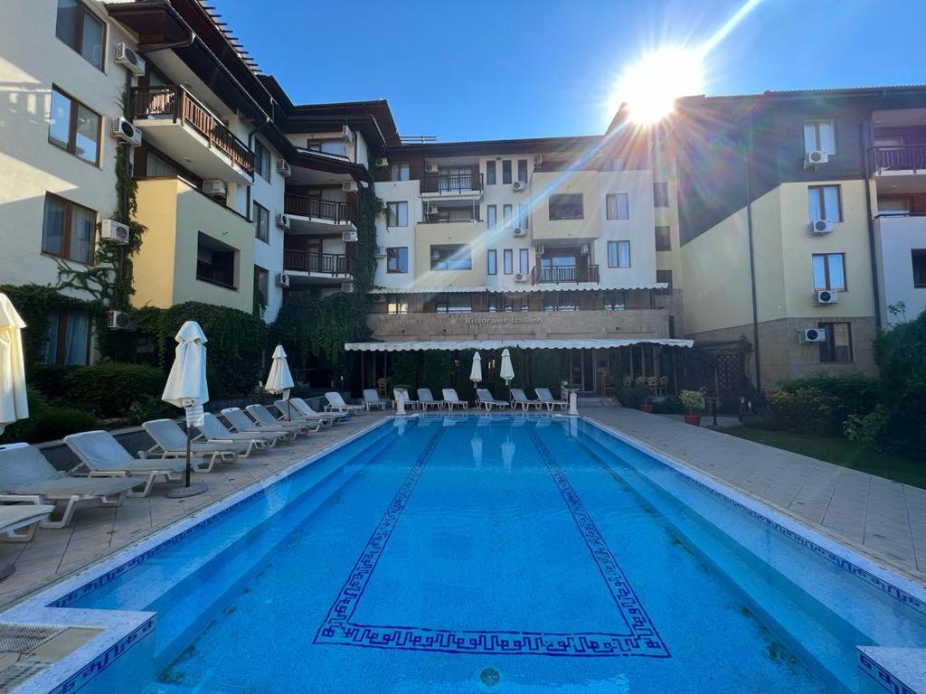 Psb Apartments In Gardens Of Eden Sveti Vlas Dış mekan fotoğraf