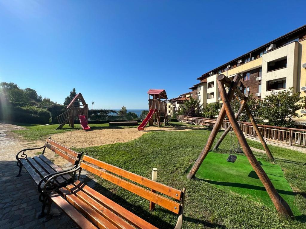 Psb Apartments In Gardens Of Eden Sveti Vlas Dış mekan fotoğraf